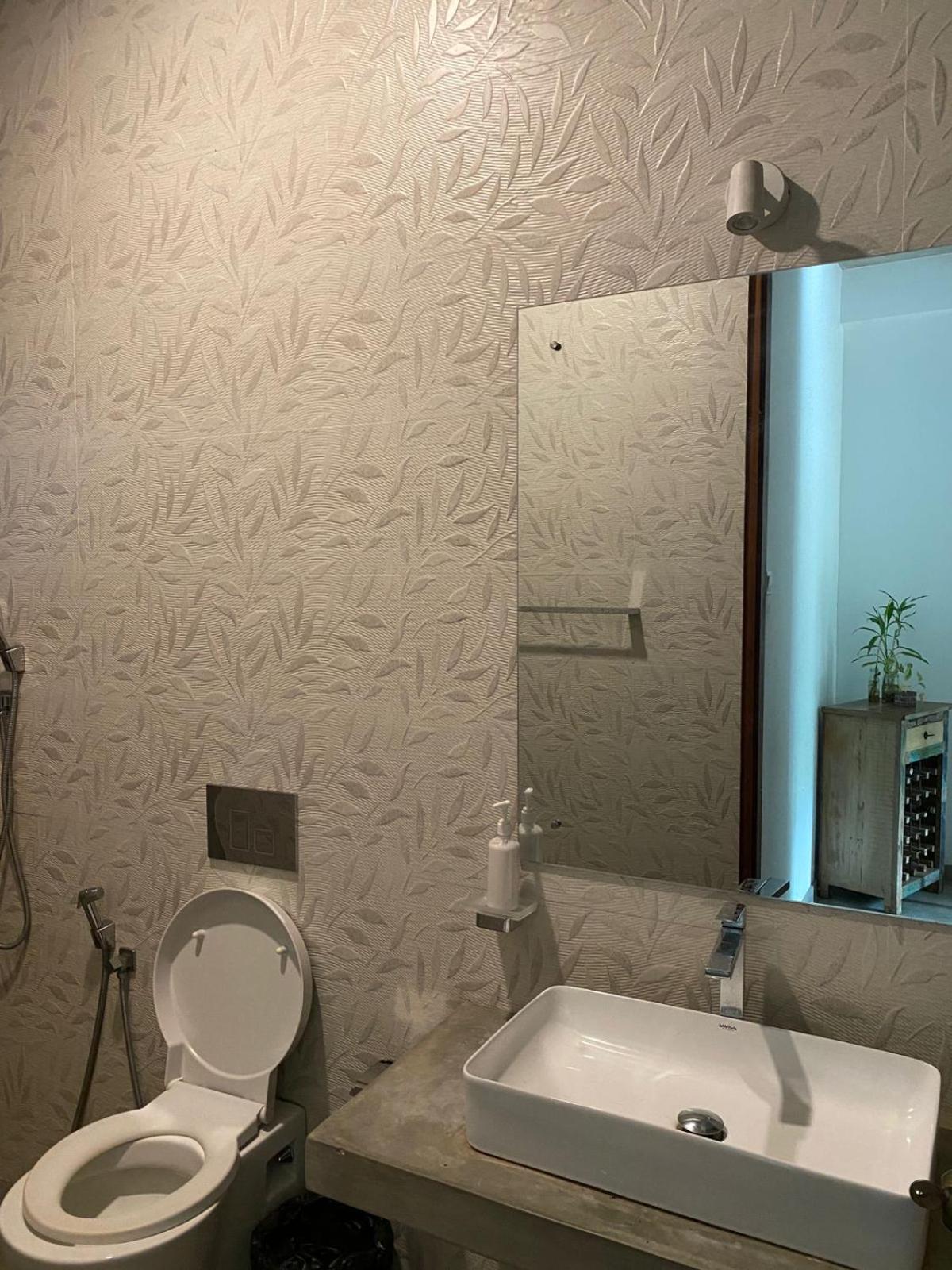 Lush Ayu Villa Ja-Ela Zewnętrze zdjęcie
